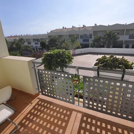 уютный танхауз в Costa Adeje Apartment